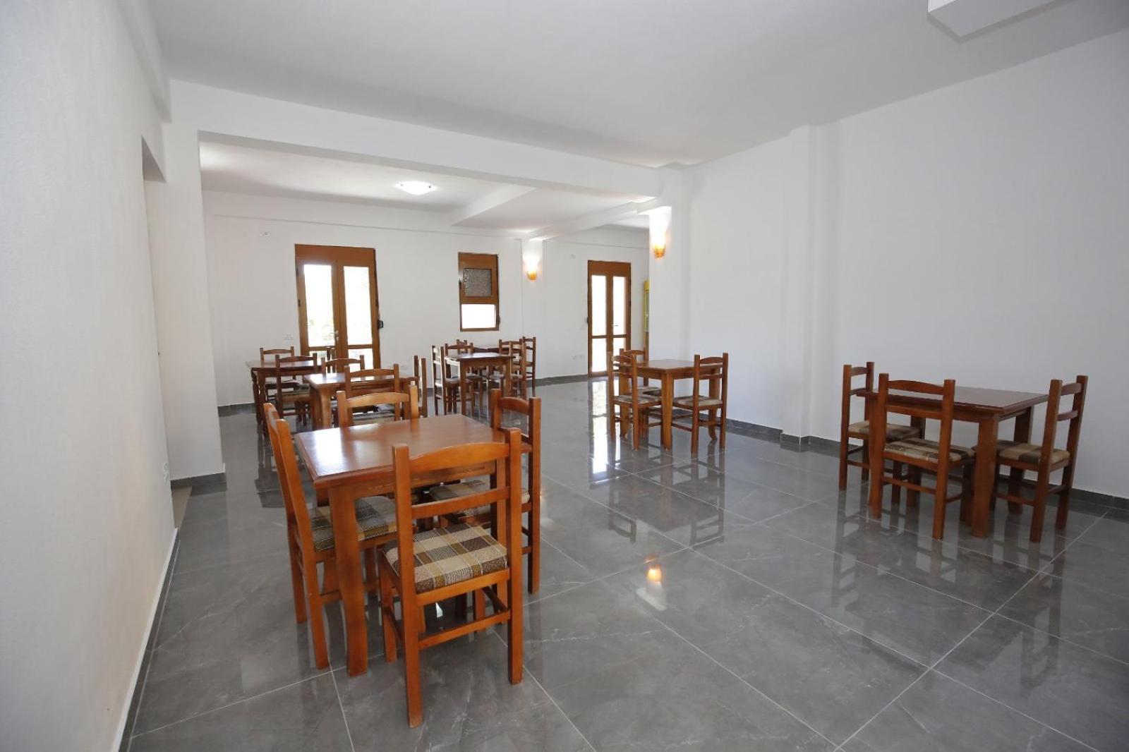 Hotelgodini 格勒姆 外观 照片