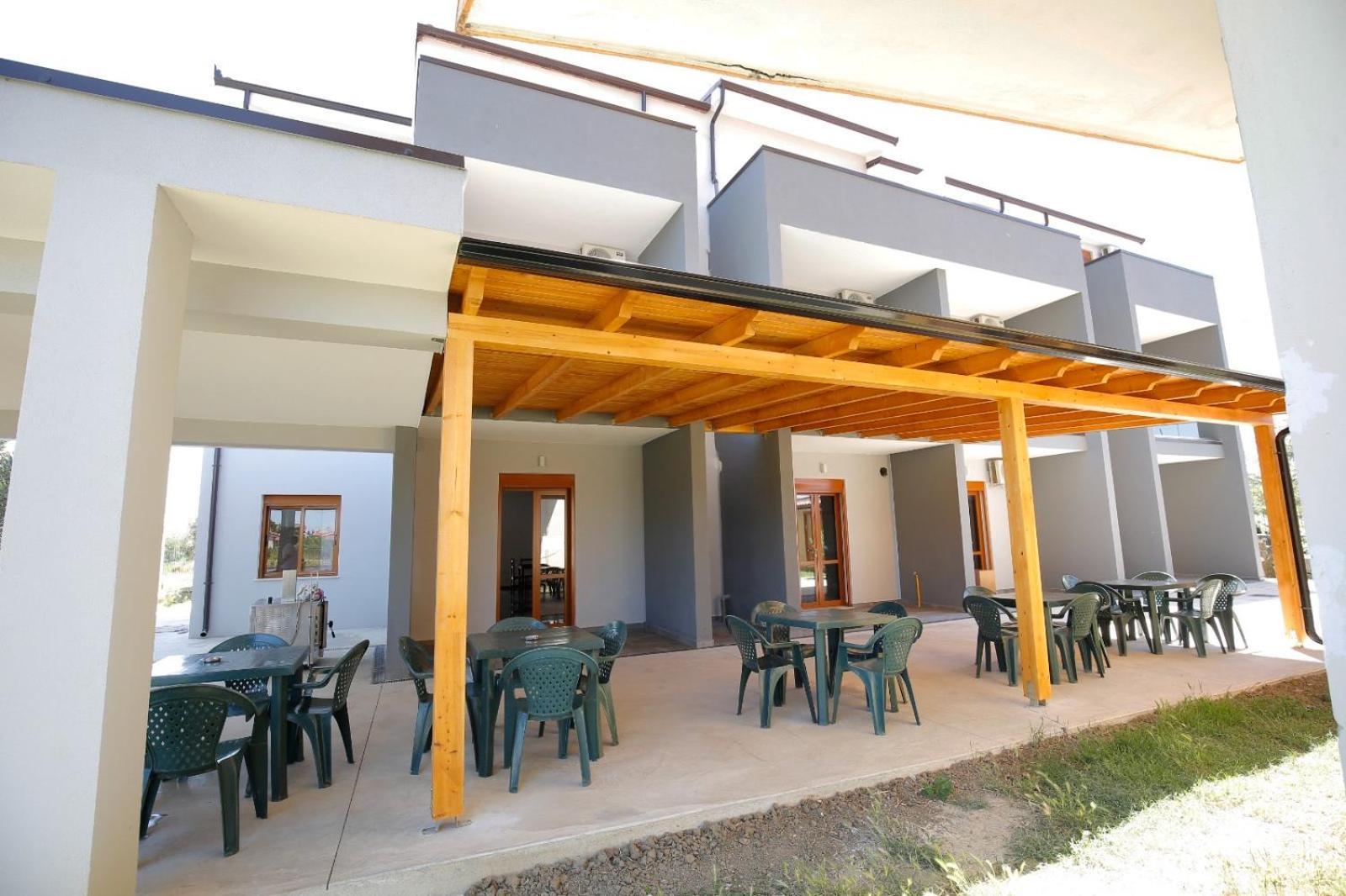 Hotelgodini 格勒姆 外观 照片